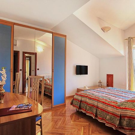Villa Sveta Eufemija Bed End Breakfast II Rovinj Bagian luar foto