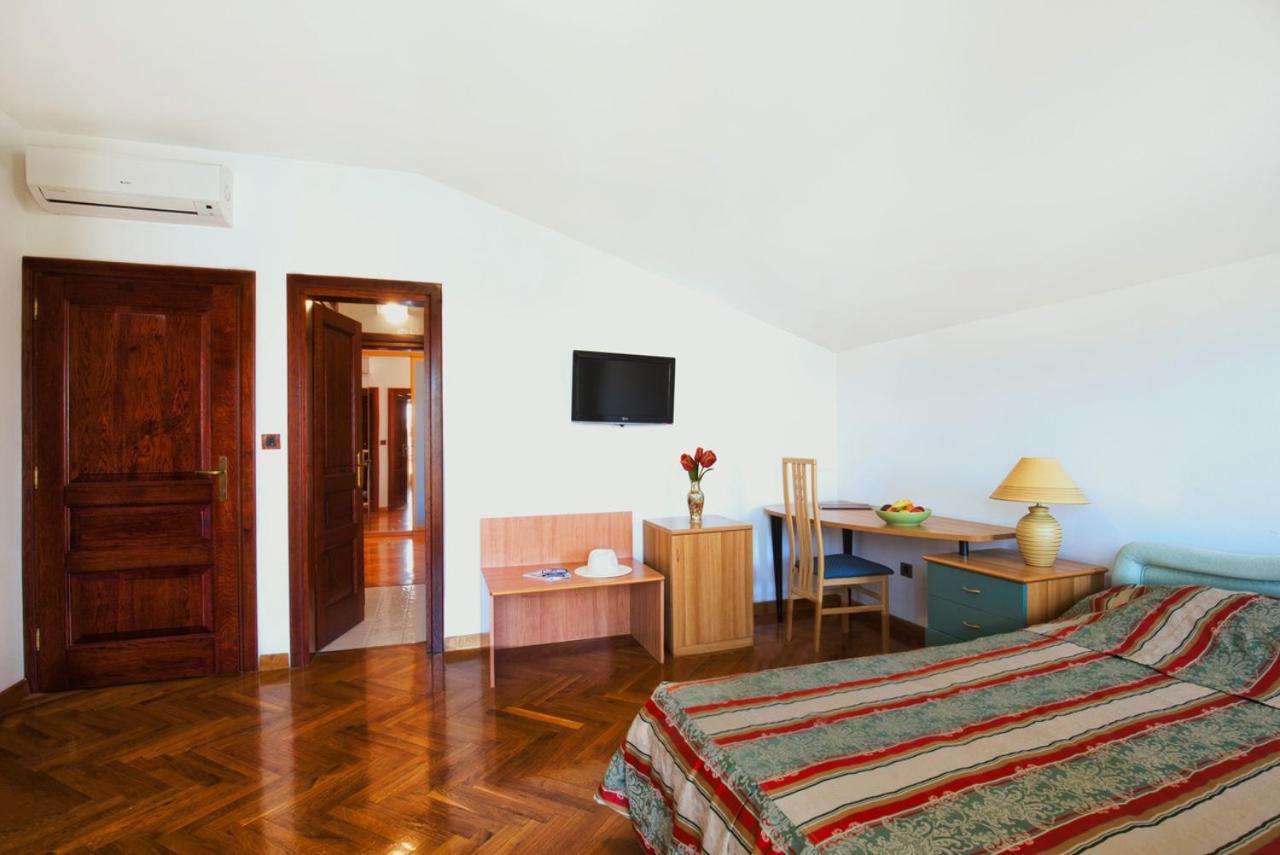 Villa Sveta Eufemija Bed End Breakfast II Rovinj Bagian luar foto